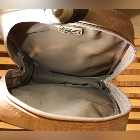 Natural cork backpack by Viator - Picture 3 of 8